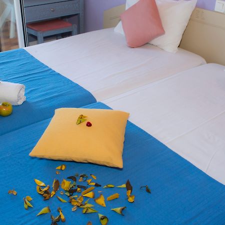 Nikos Hotel Малиа Экстерьер фото